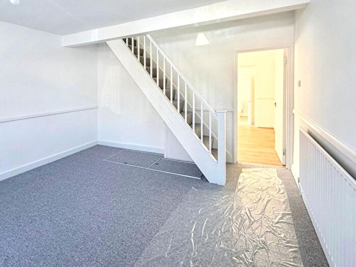 2 Bedroom Terraced House For Sale In Milton Avenue, Margate, CT9 - Photo 5