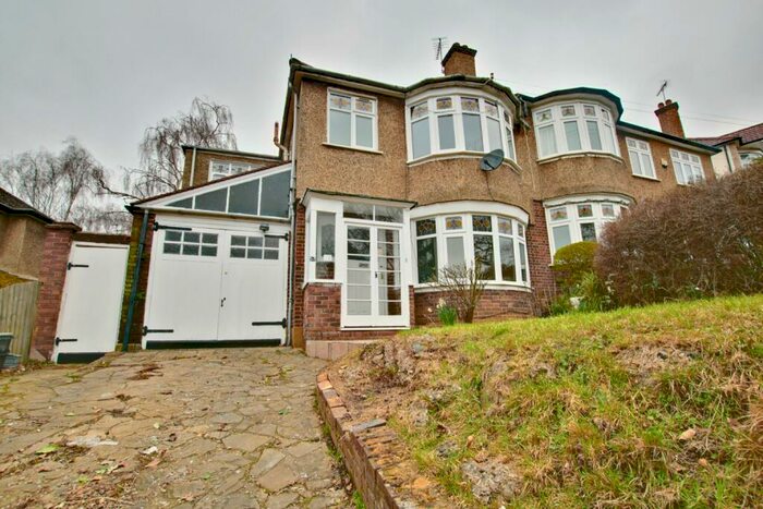 4 Bedroom Semi-Detached House To Rent In Murray Avenue, Bromley, BR1