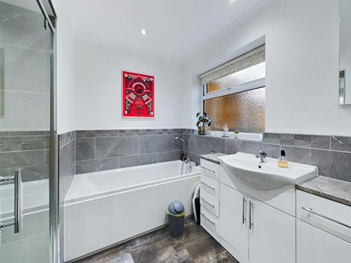 3 Bedroom Detached Bungalow For Sale In Cromer Road, Overstrand, NR27