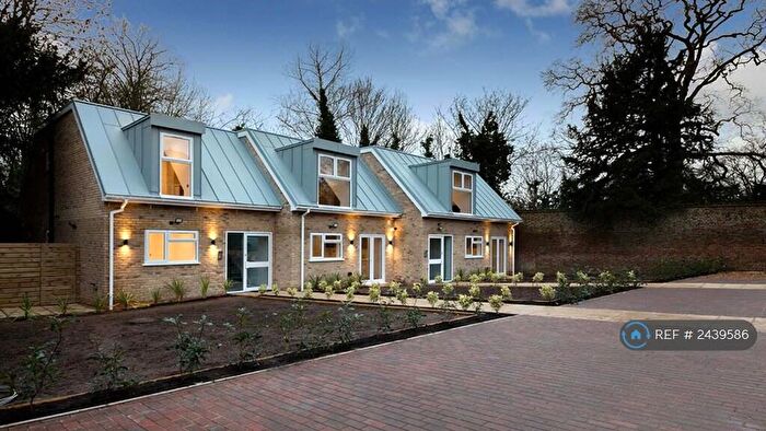 1 Bedroom Flat To Rent In Knighton Court, Stanmore, HA7