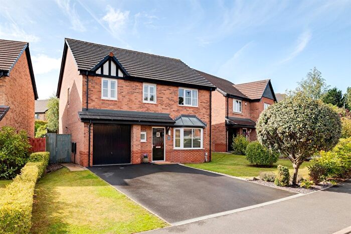 4 Bedroom Detached House For Sale In Clarence Drive, Cuddington, Northwich, CW8