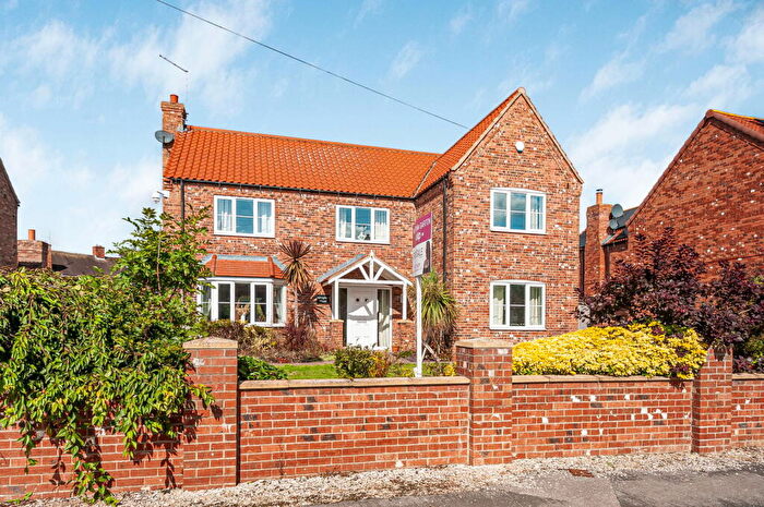 5 Bedroom Detached House For Sale In Church Lane, Withernwick, HU11