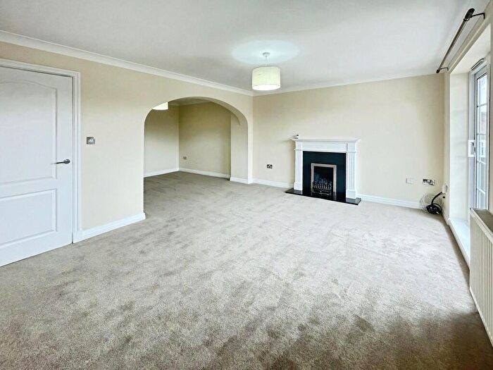 4 Bedroom Town House To Rent In The Moorings, Burton Waters, Lincoln, LN1