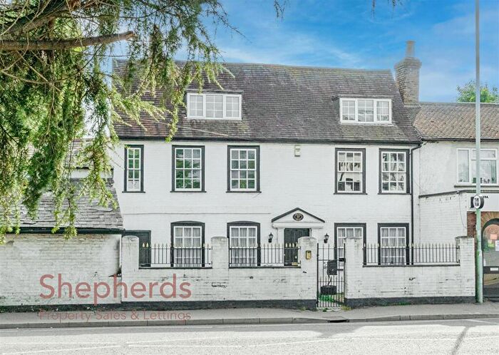 5 Bedroom Terraced House For Sale In High Road, Wormley, Broxbourne, EN10
