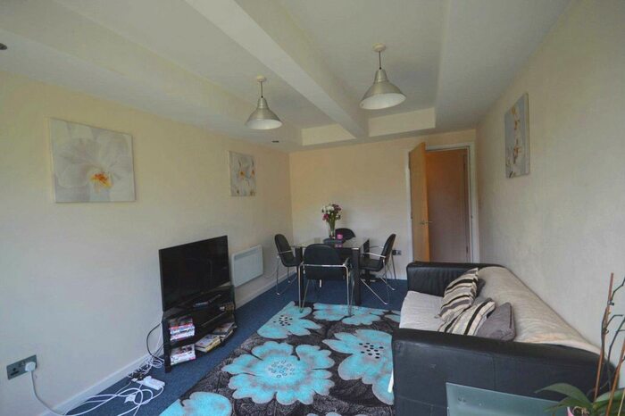 2 Bedroom Flat To Rent In Hermit Road, Canning Town, E16