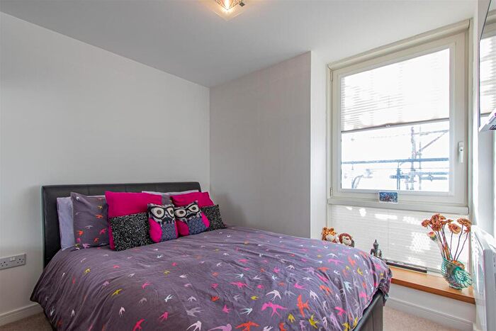 2 Bedroom Apartment To Rent In Pendeen House, Ferry Court, Cardiff Bay, CF11