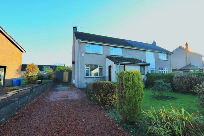 3 Bedroom Semi-Detached House For Sale In , Broomknowe Drive, Kincardine, FK10