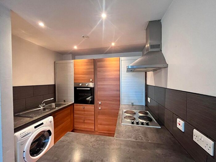 1 Bedroom Flat To Rent In Quebec Building, M3