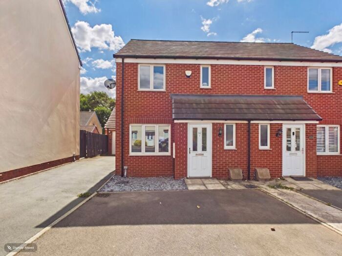 3 Bedroom Semi-Detached House For Sale In Northfield Way, Northampton, Northamptonshire, NN2