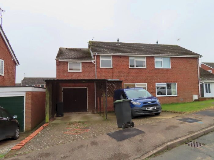 4 Bedroom Semi-Detached House To Rent In Clover Close, Needham Market, IP6
