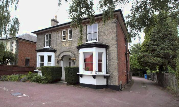 1 Bedroom Flat To Rent In Worple Road, Epsom, KT18