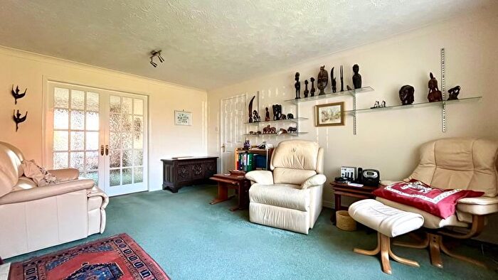 4 Bedroom Detached House For Sale In Toms Close, Chard, Somerset, TA20