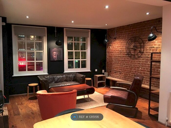 2 Bedroom Flat To Rent In Curtain Road, London, EC2A