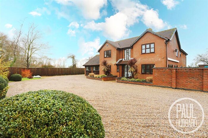 6 Bedroom Detached House For Sale In London Road, Pakefield, NR33