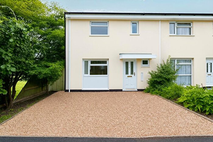 3 Bedroom End Of Terrace House For Sale In Leyswell Court, Standens Barn, NN3