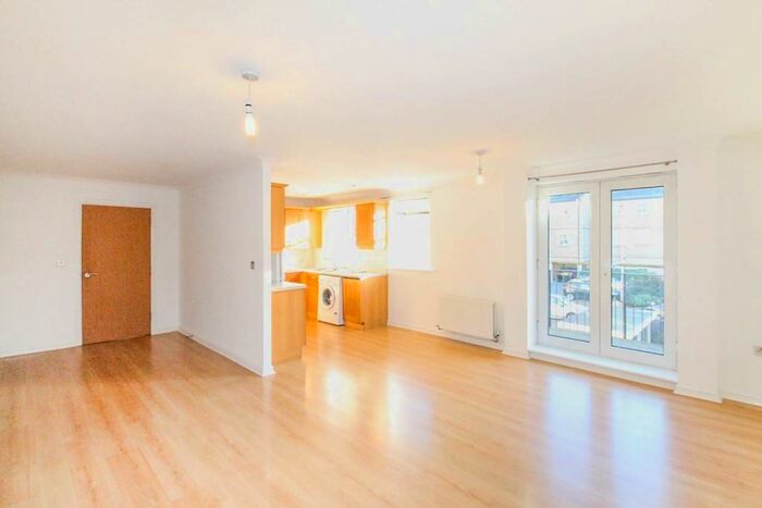 2 Bedroom Apartment To Rent In Narrowboat Wharf, Rodley, LS13