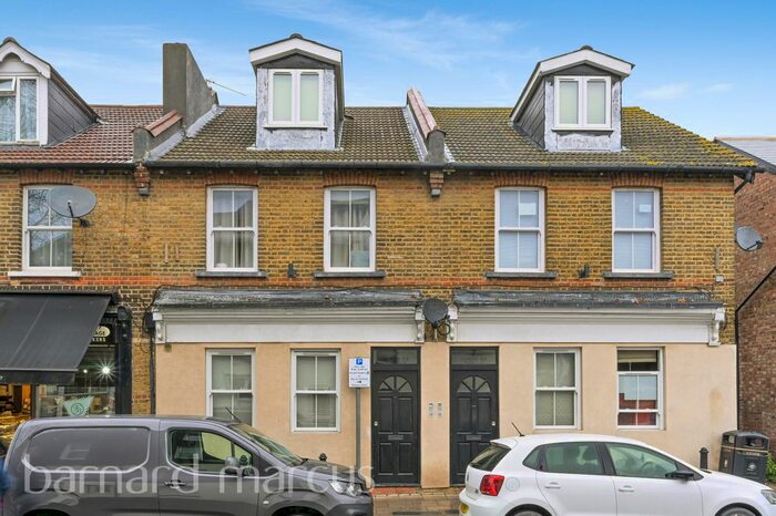 1 Bedroom Flat To Rent In Lower Road, Sutton SM1