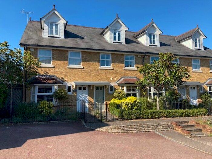 3 Bedroom Terraced House To Rent In The Mews, Upper Village Road, Sunninghill, Berkshire, SL5