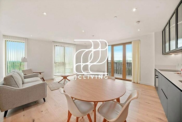 2 Bedroom Flat To Rent In East Apartments, N17