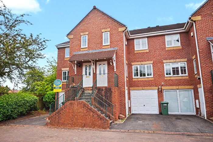 3 Bedroom Town House For Sale In Benton Mews, Horbury, Wakefield, West Yorkshire, WF4