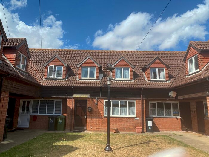 2 Bedroom Terraced House To Rent In The Crescent, Hemsby, Great Yarmouth, NR29