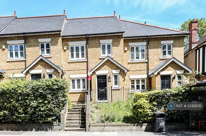 3 Bedroom Terraced House To Rent In Lordship Lane, Dulwich, SE22