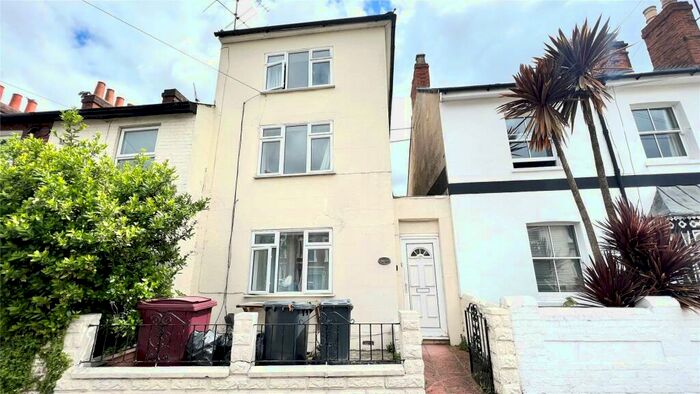 6 Bedroom Terraced House To Rent In Watlington Street, Reading, Berkshire, RG1