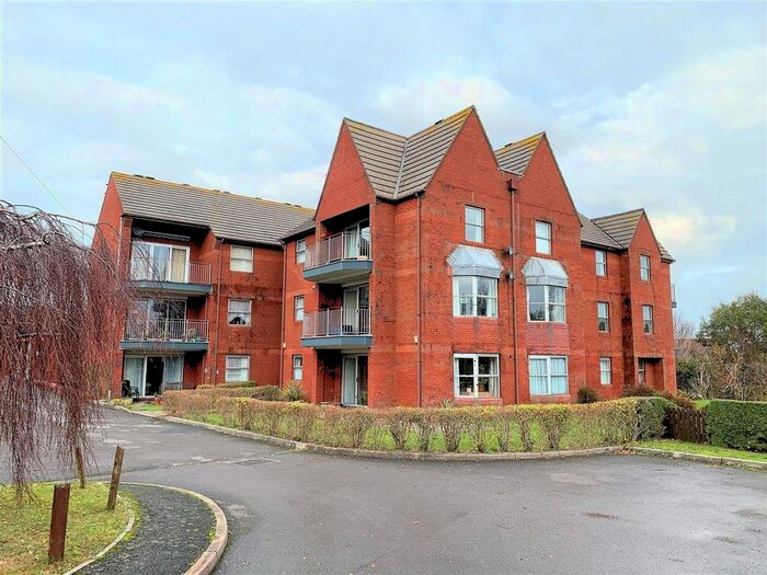 2 Bedroom Flat To Rent In Down Road, Weymouth, DT4