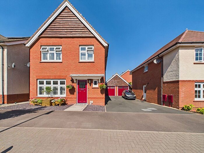 3 Bedroom Detached House For Sale In Oxmoor Avenue, Hadley, Telford, Shropshire., TF1