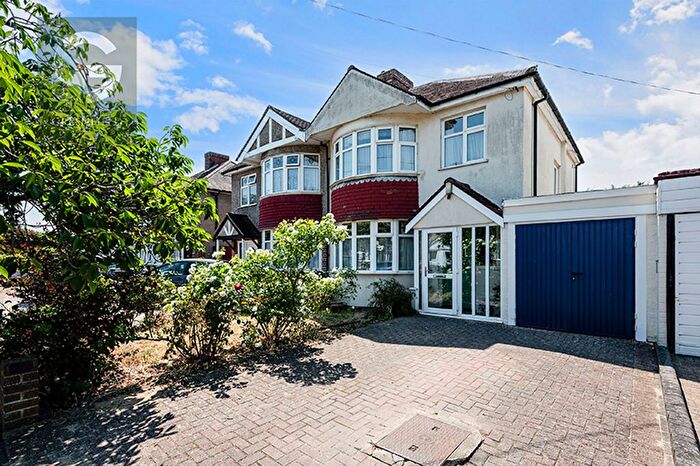 3 Bedroom Semi Detached House For Sale In Courtlands Drive, Ewell, Epsom, Surrey, KT19