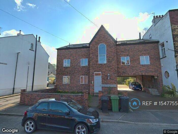 2 Bedroom Flat To Rent In Woodland Lane, Leeds, LS7