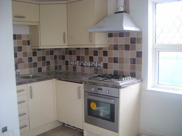 2 Bedroom Flat To Rent In Southmead Road, Bristol, BS10
