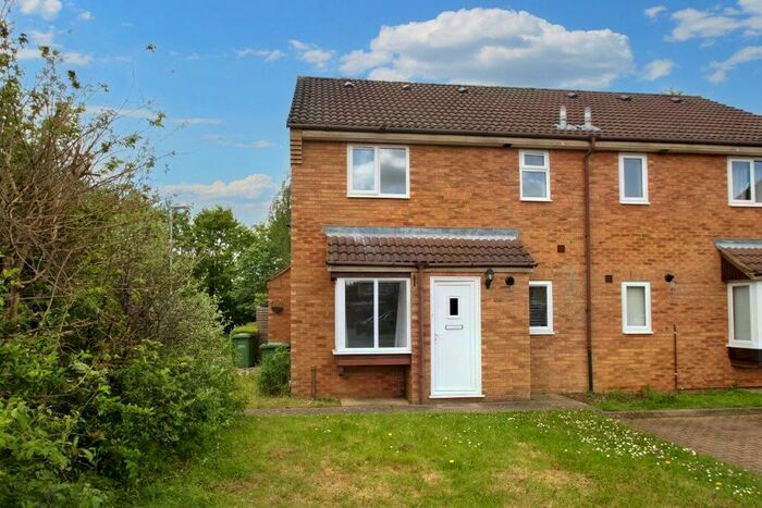 1 Bedroom Cluster House To Rent In Cornwallis Drive, St. Neots, Cambridgeshire, PE19