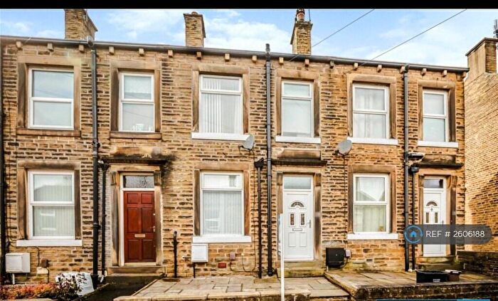 2 Bedroom Terraced House To Rent In Cheltenham Place, Halifax, HX3