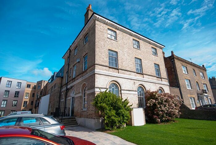 2 Bedroom Apartment To Rent In Regency Apartments Springfield Road, Chelmsford, CM2