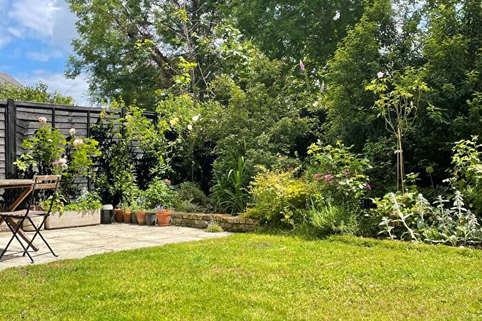 2 Bedroom Flat For Sale In Tressillian Road, Brockley, SE4