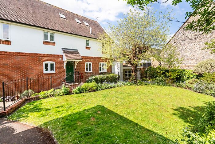 1 Bedroom Maisonette For Sale In St. Martins Mews, Dorking, RH4