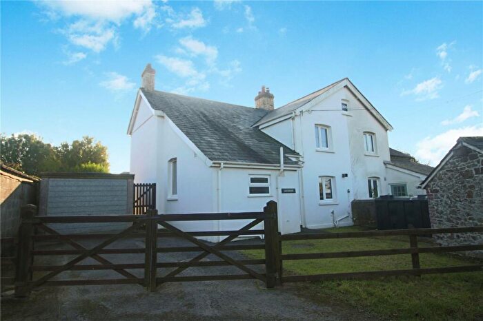 3 Bedroom Semi-Detached House To Rent In Bude, Cornwall, EX23