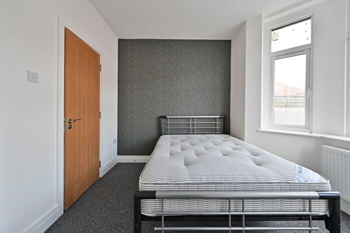 Studio To Rent In Whippendell Road, Watford, WD18