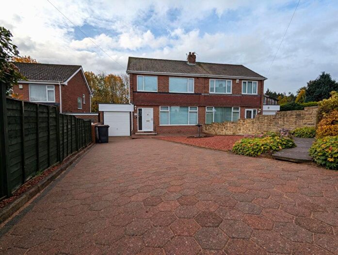 3 Bedroom Semi Detached House For Sale In Lyndhurst Avenue, Chester Le Street, DH3