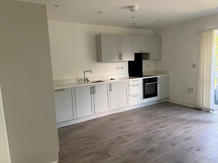 2 Bedroom Apartment To Rent In Lathbury Lane, Liverpool, L17