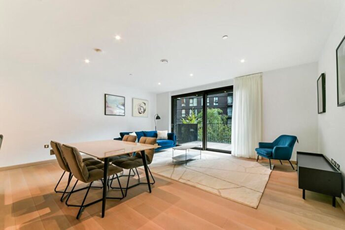 2 Bedroom Flat For Sale In Legacy Building, Embassy Gardens, Nine Elms, SW11