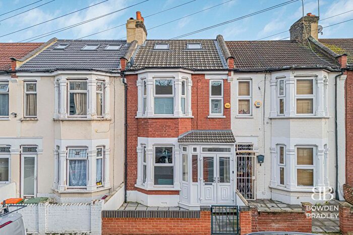 4 Bedroom Terraced House For Sale In Northfield Road, London, E6