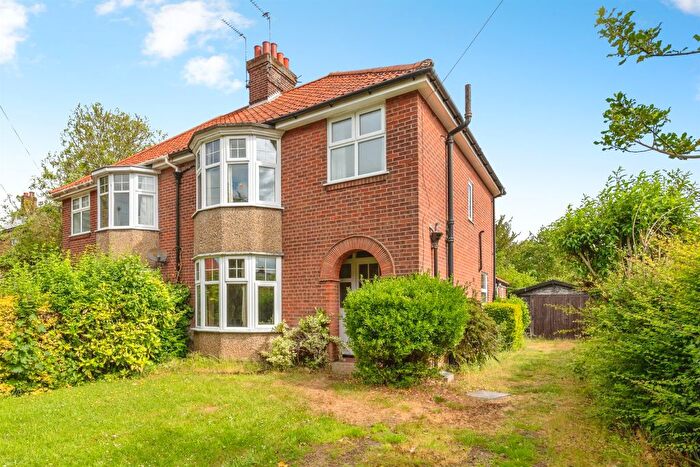 3 Bedroom Semi-detached House For Sale In Cherry Tree Lane, North Walsham, NR28