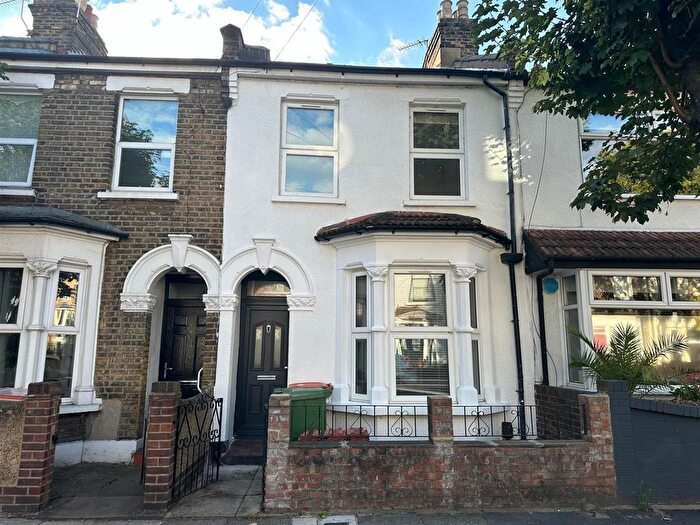 2 Bedroom Terraced House To Rent In Holbrook Road, London, E15