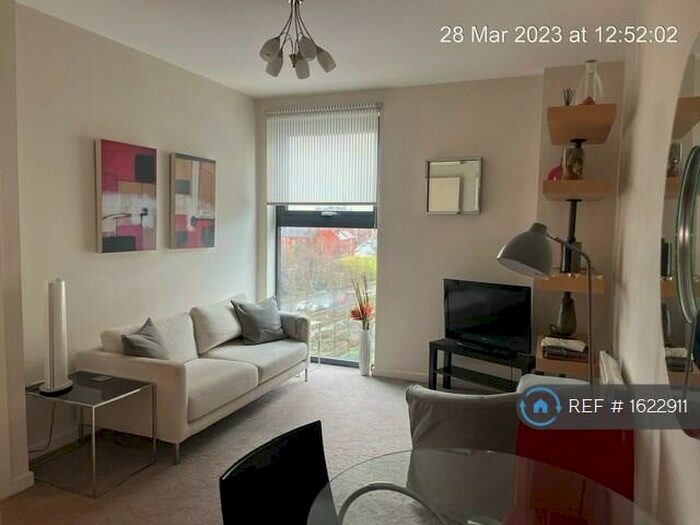 1 Bedroom Flat To Rent In Castlebank Place, Glasgow, G11