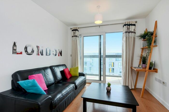 2 Bedroom Flat To Rent In City Peninsula, Barge Walk, Greenwich Peninsula, SE10
