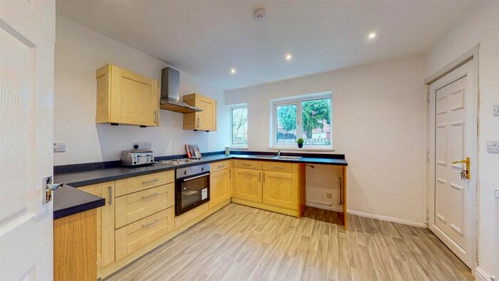 3 Bedroom Semi-Detached House To Rent In Brigham Road, Middlesbrough TS3