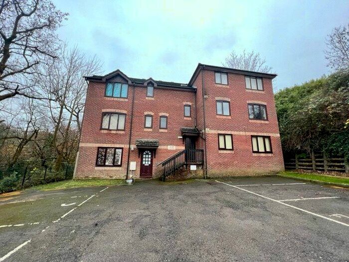 1 Bedroom Flat To Rent In Araby Court, 17 Lawrence Grove, Southampton, Hampshire SO19