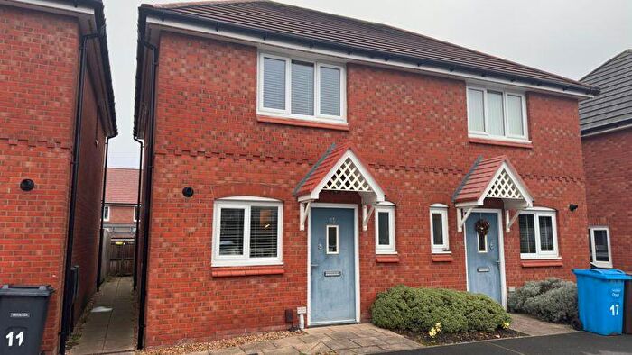 2 Bedroom Semi Detached House For Sale In Southern Street, Manchester, M28